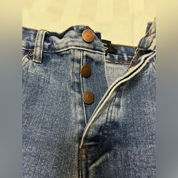 Forever 21  Denim Jean Shorts - Picture 5 of 6